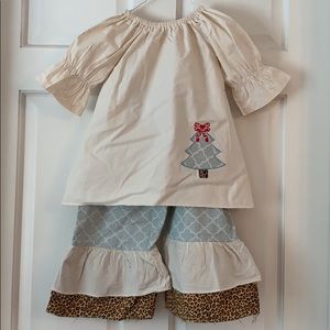 Handmade Christmas outfit size 4